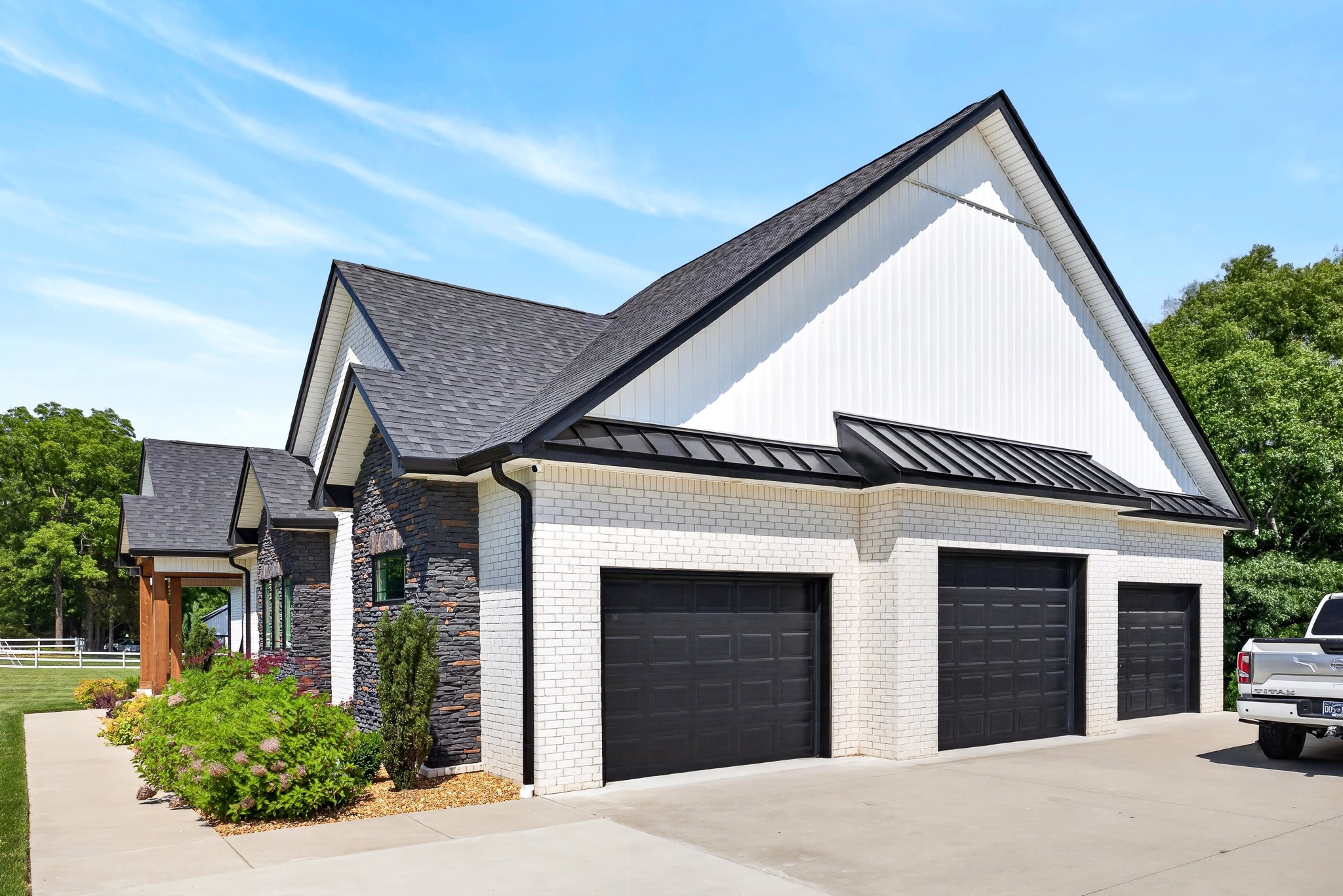 2235 Lock B Road, N Clarksville TN 37043
