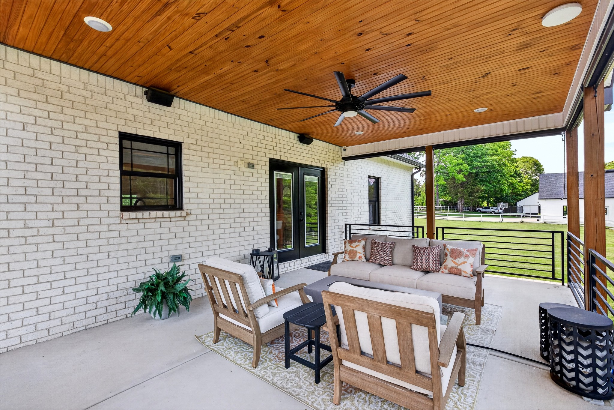 2235 Lock B Road, N Clarksville TN 37043