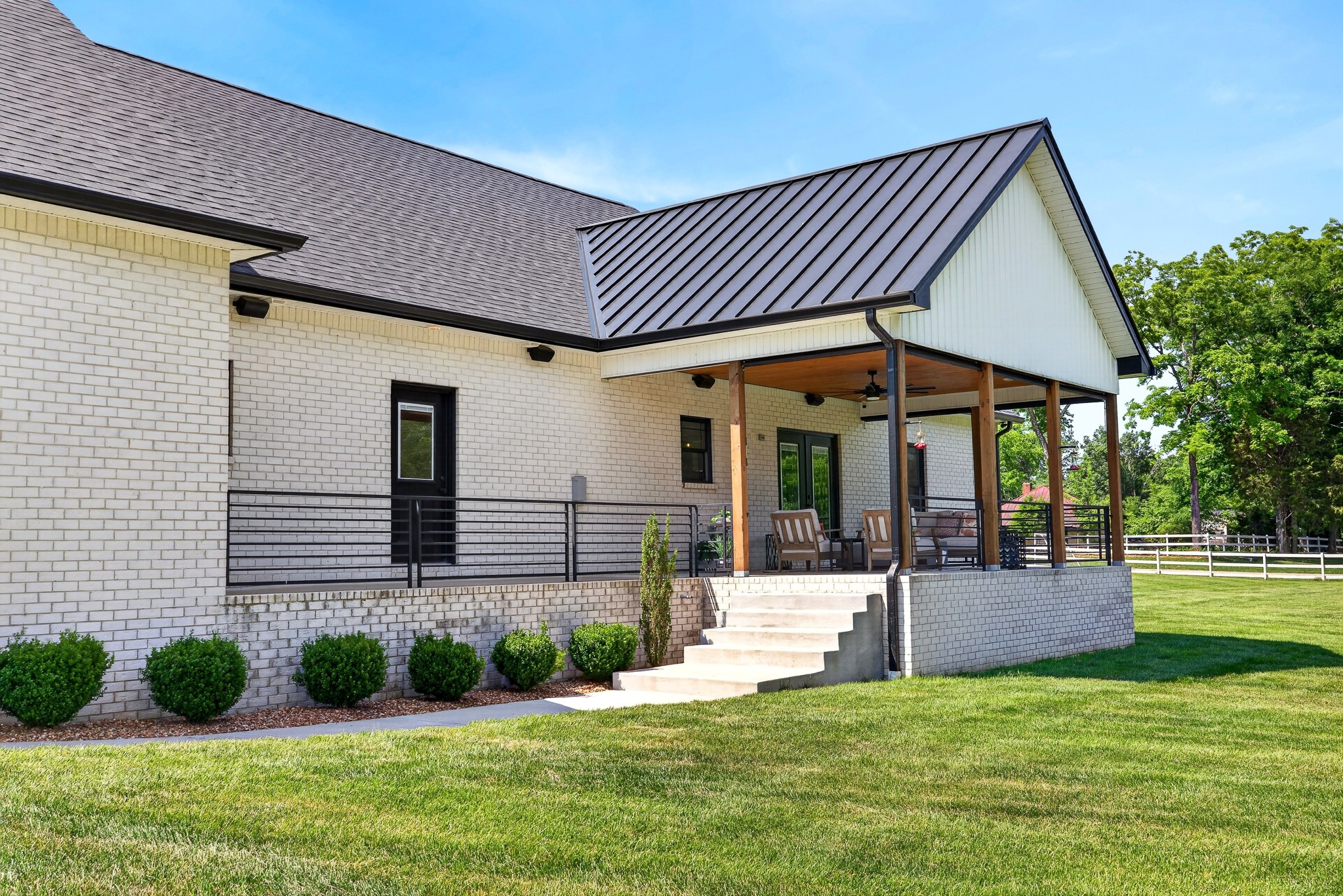 2235 Lock B Road, N Clarksville TN 37043