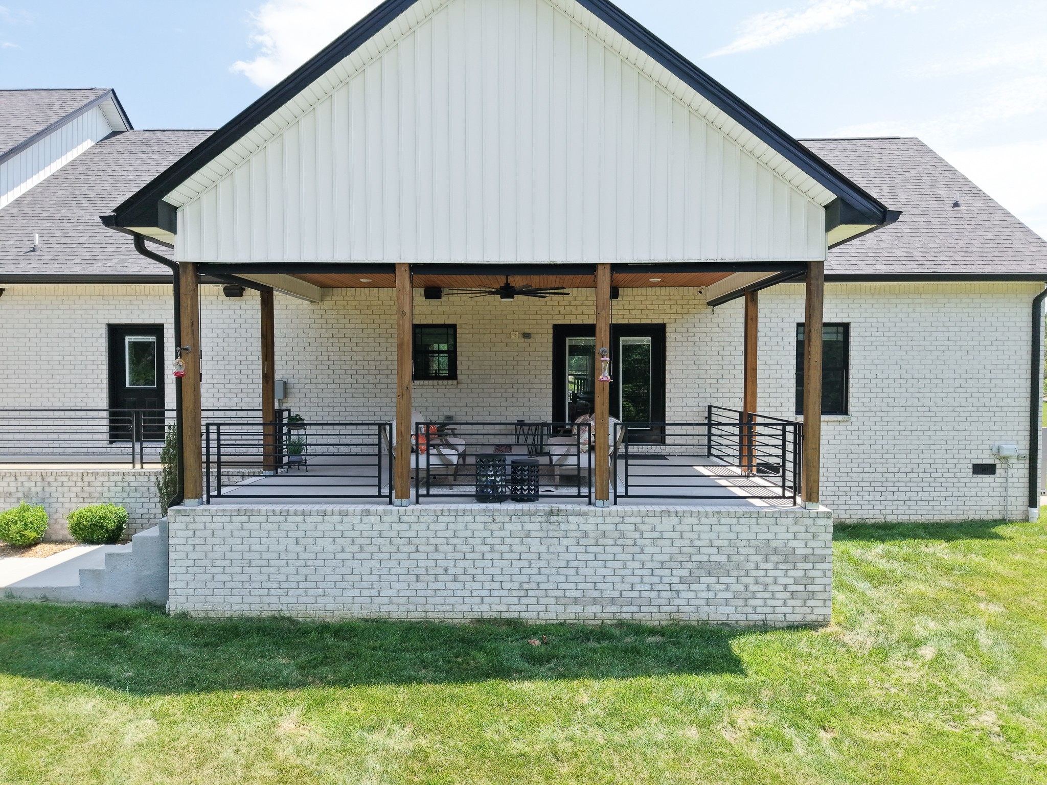 2235 Lock B Road, N Clarksville TN 37043