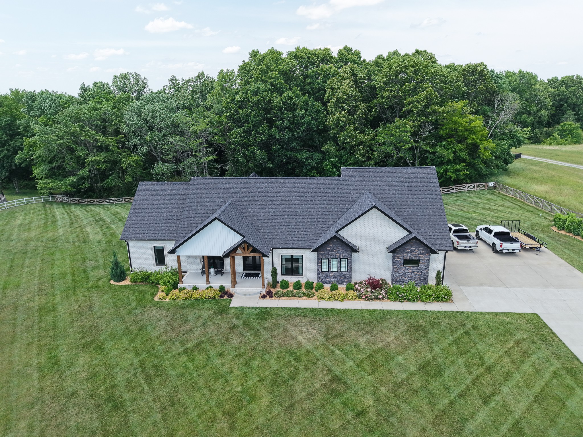 2235 Lock B Road, N Clarksville TN 37043