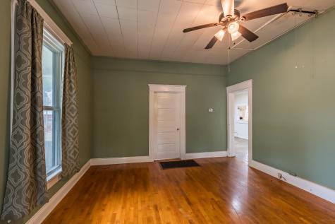 1002 W 7th Street Hopkinsville KY 42240