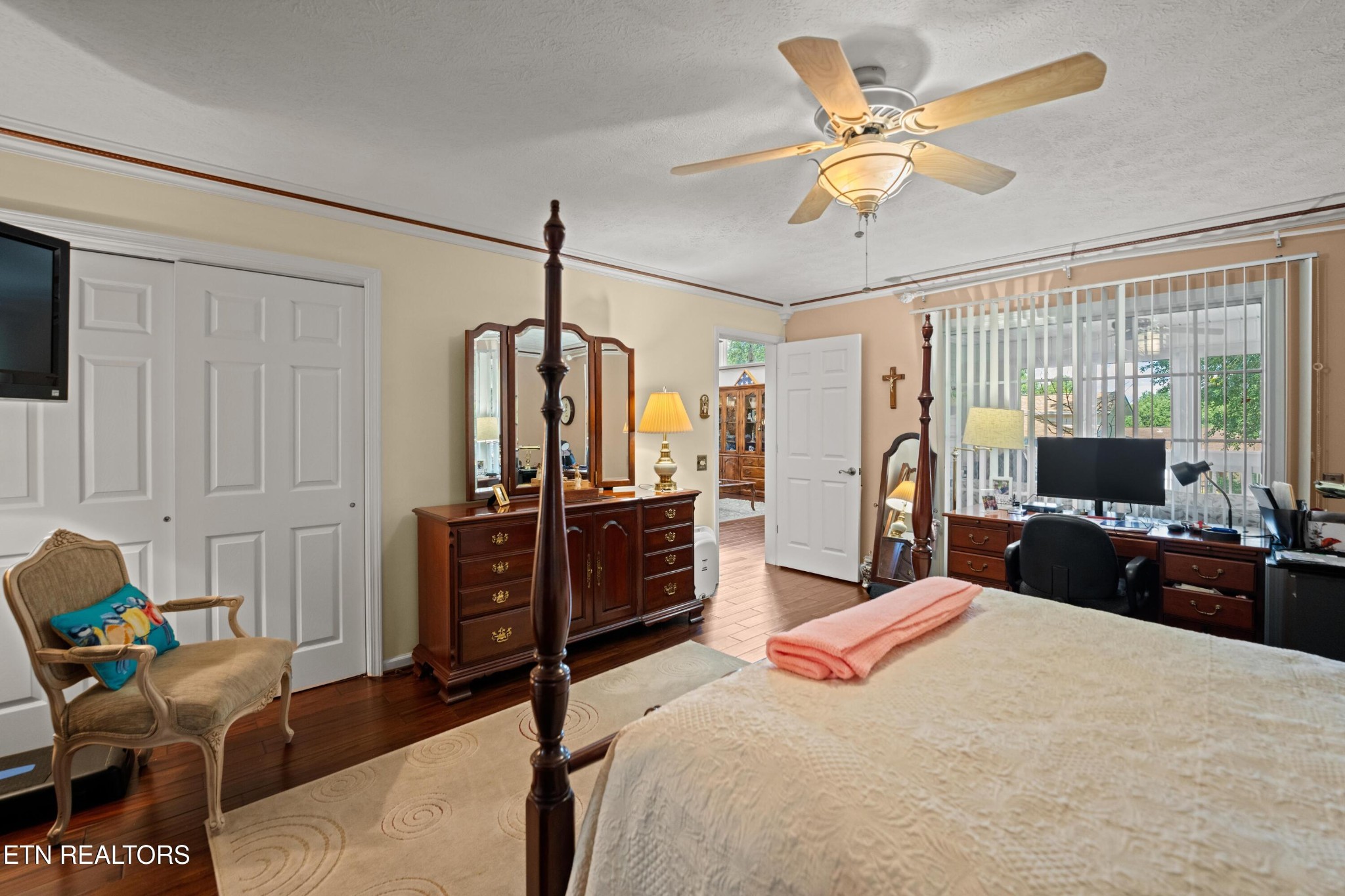 229 Hawthorn Loop Crossville TN 38555