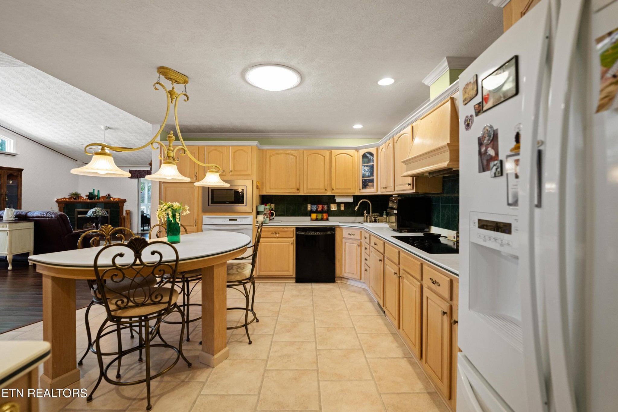 229 Hawthorn Loop Crossville TN 38555