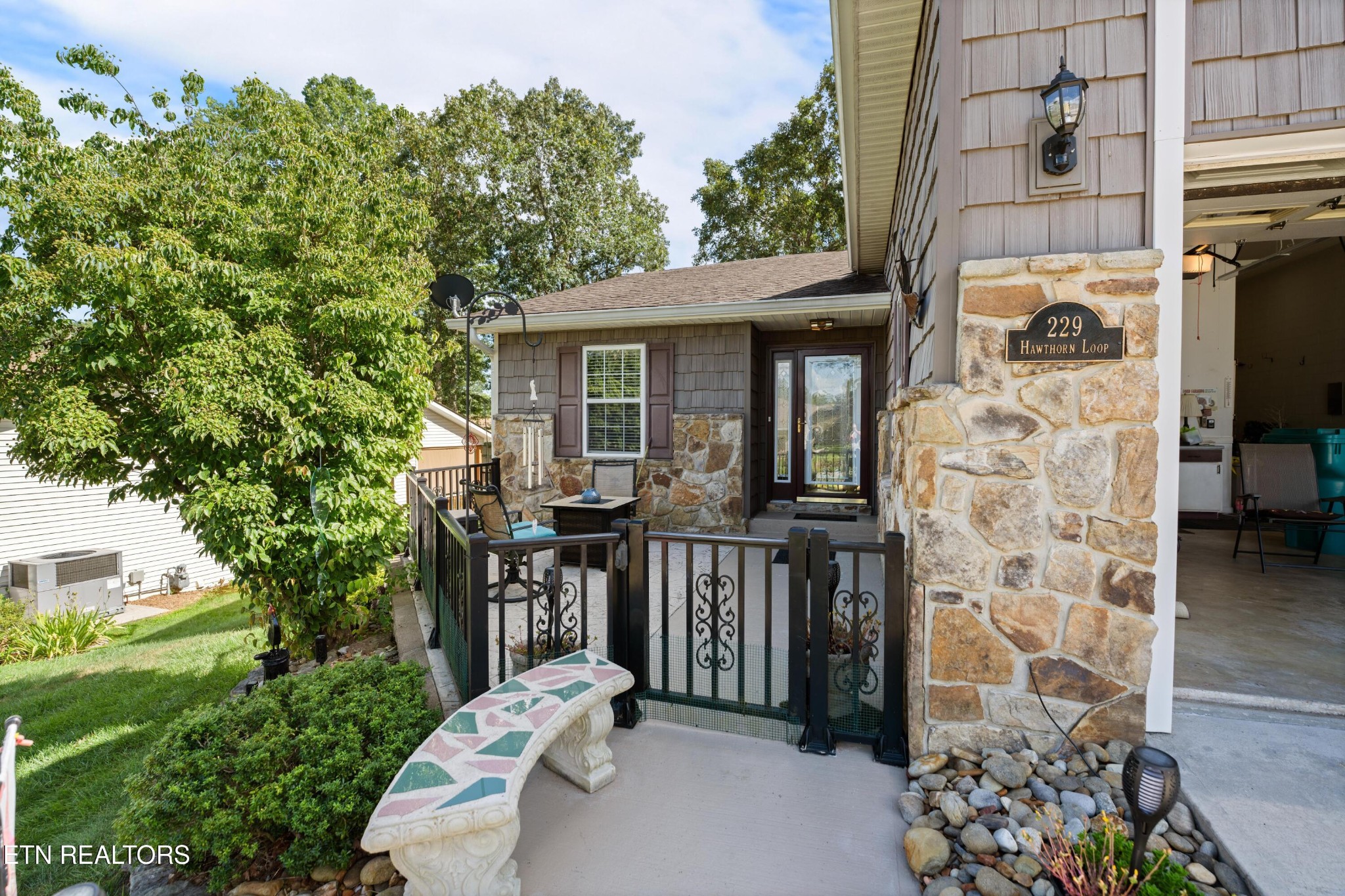229 Hawthorn Loop Crossville TN 38555