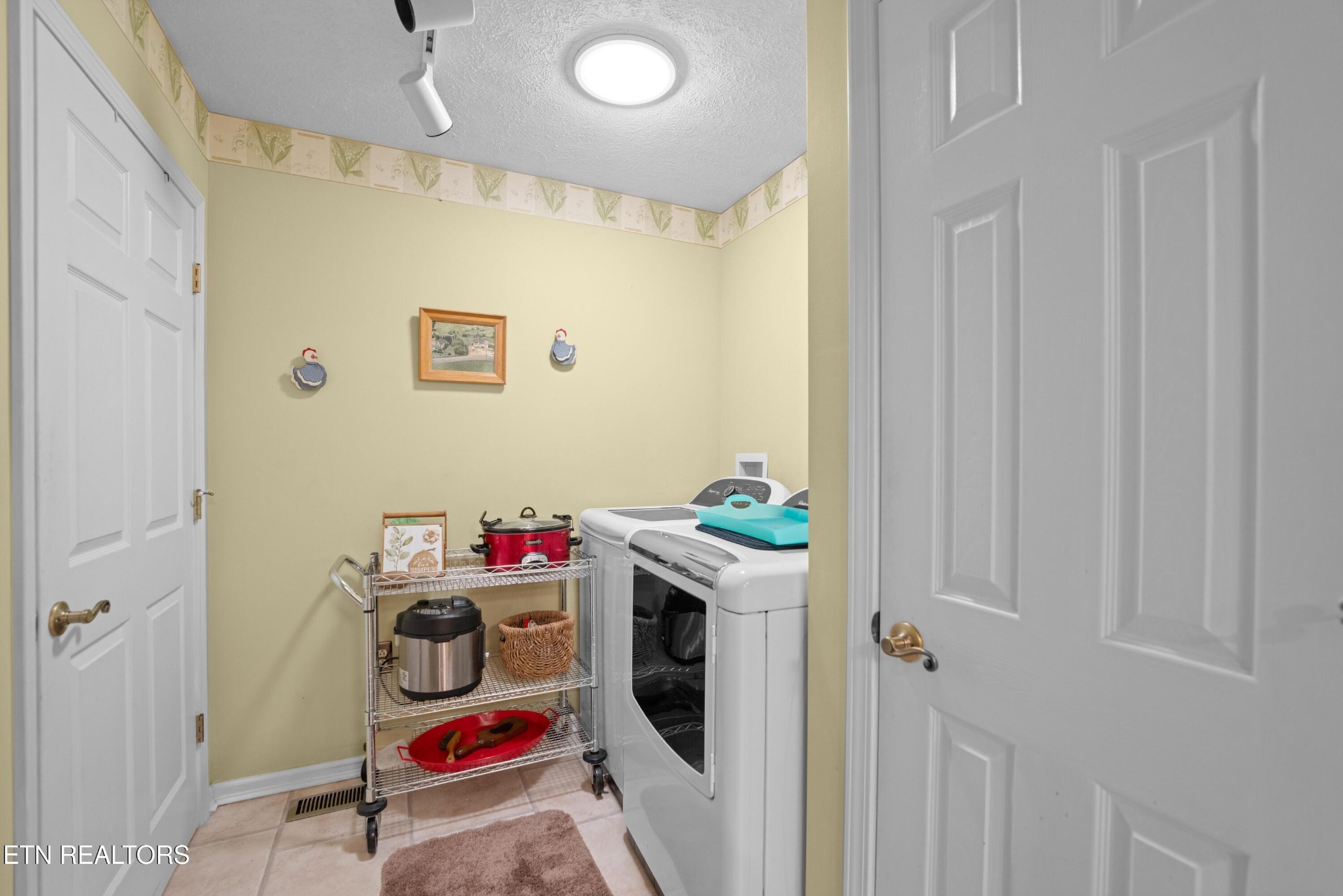 229 Hawthorn Loop Crossville TN 38555