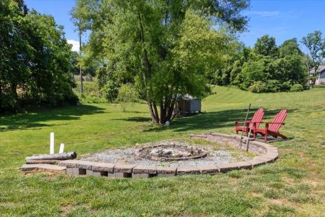 180 Alonzo Place Cunningham TN 37052