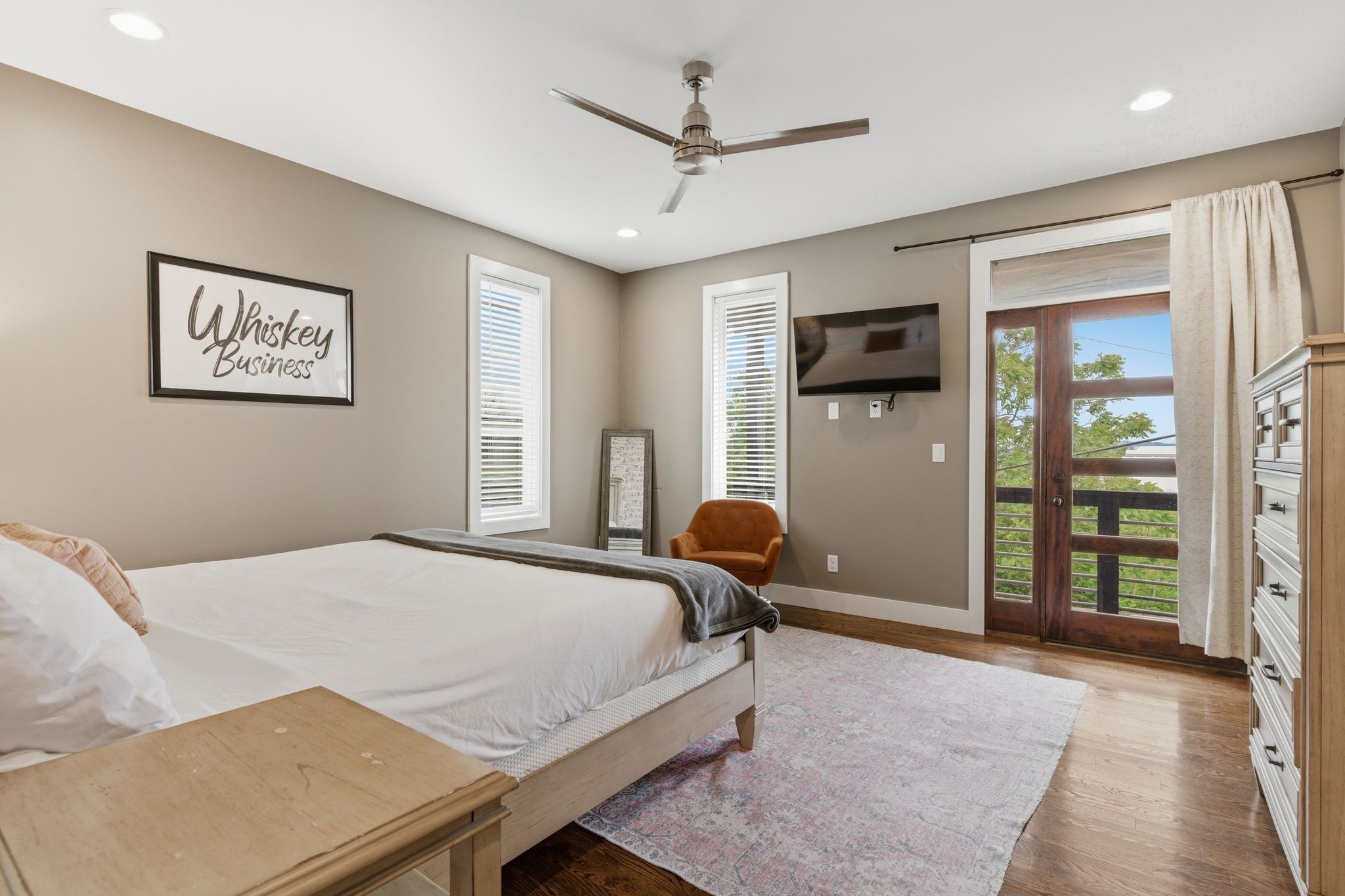 1083 Whites Creek Pike Nashville TN 37207