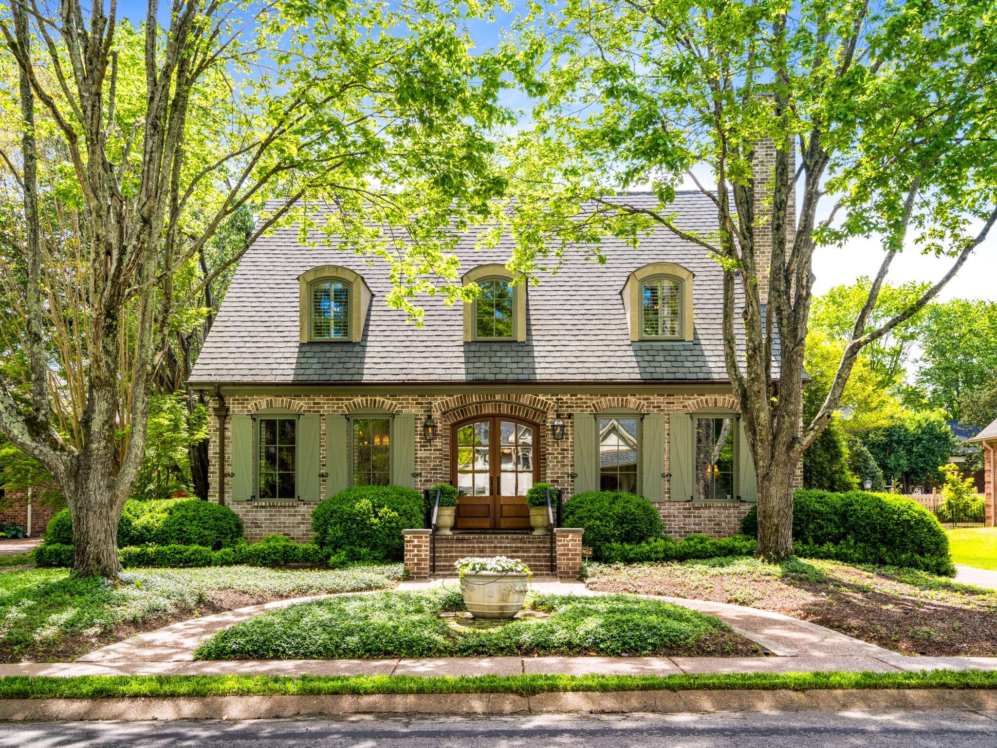 1305 Falkirk Court Nashville TN 37221