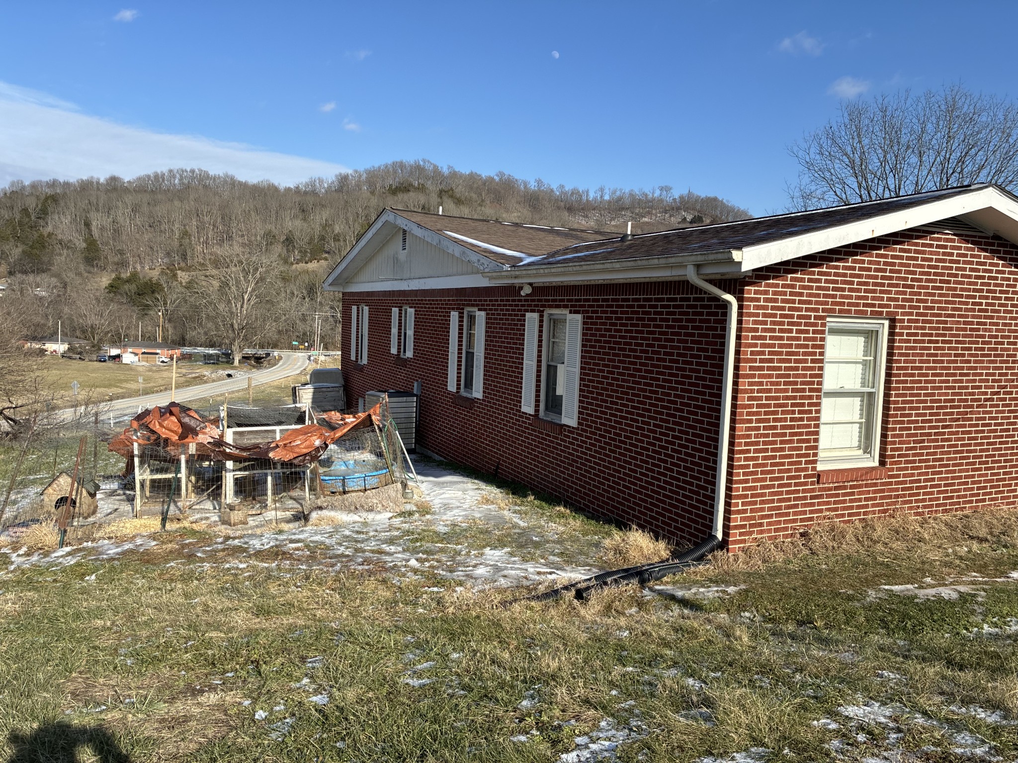 11 Stonewall Highway Carthage TN 37030