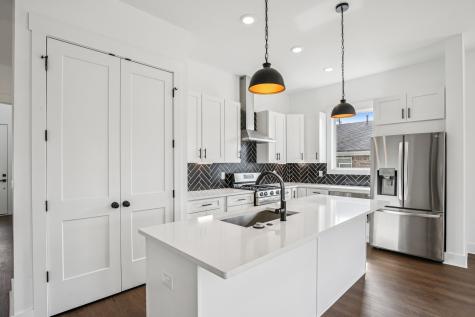 2211 18th Ave, N Nashville TN 37208