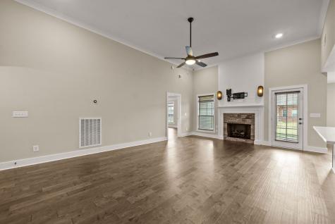 312 Lowline Drive Clarksville TN 37043