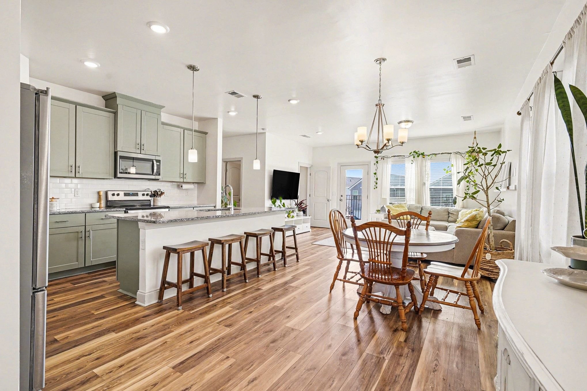 811 Arrington Way Columbia TN 38401