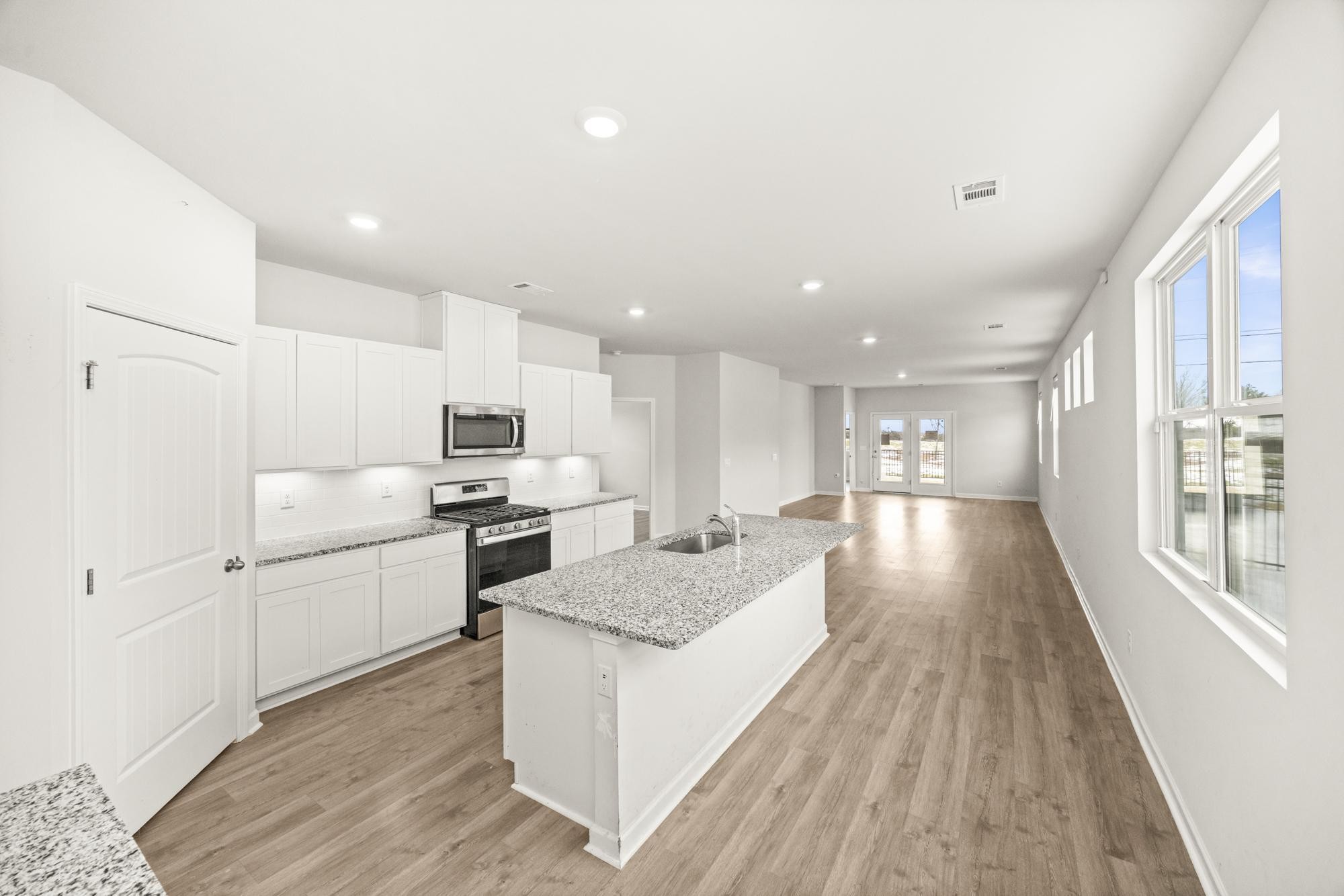 2354 Quinn Drive White House TN 37188