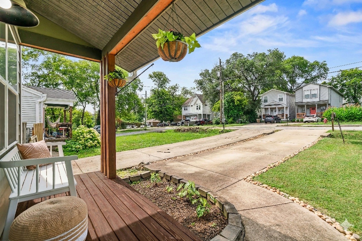 916A Thomas Avenue Nashville TN 37216
