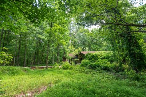 1050 Barnes Circle Kingston Springs TN 37082
