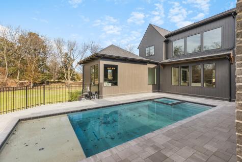 601 Granny White Pike Brentwood TN 37027