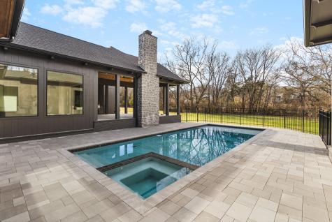 601 Granny White Pike Brentwood TN 37027