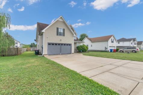 762 Samantha Lane Clarksville TN 37040