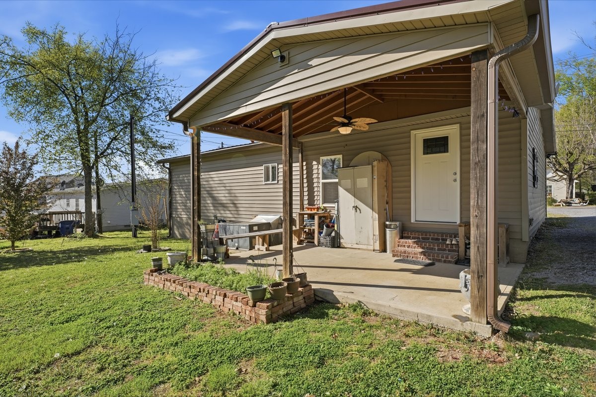 308 Carney Street Shelbyville TN 37160
