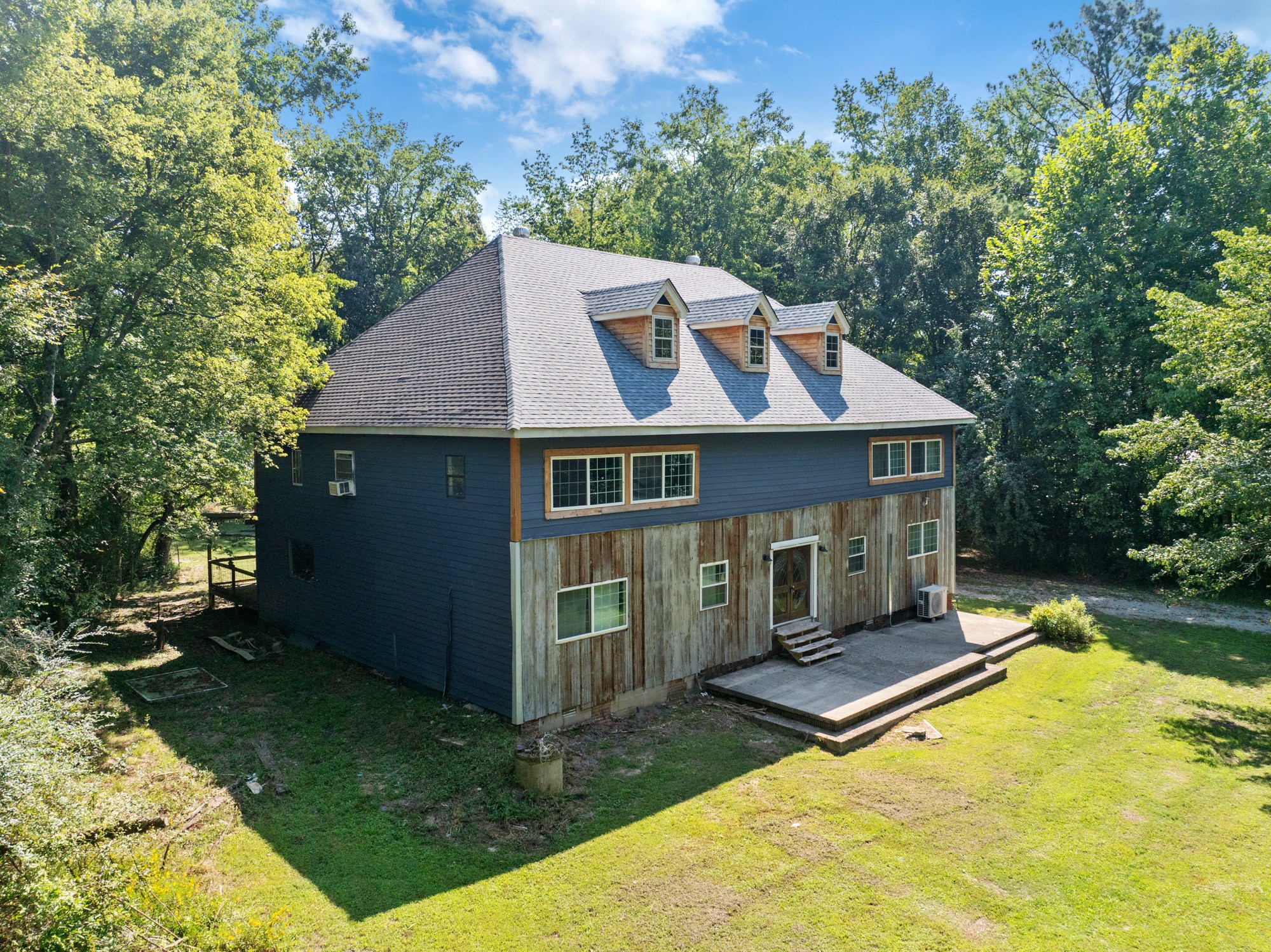 1035 Beacon Road Parsons TN 38363
