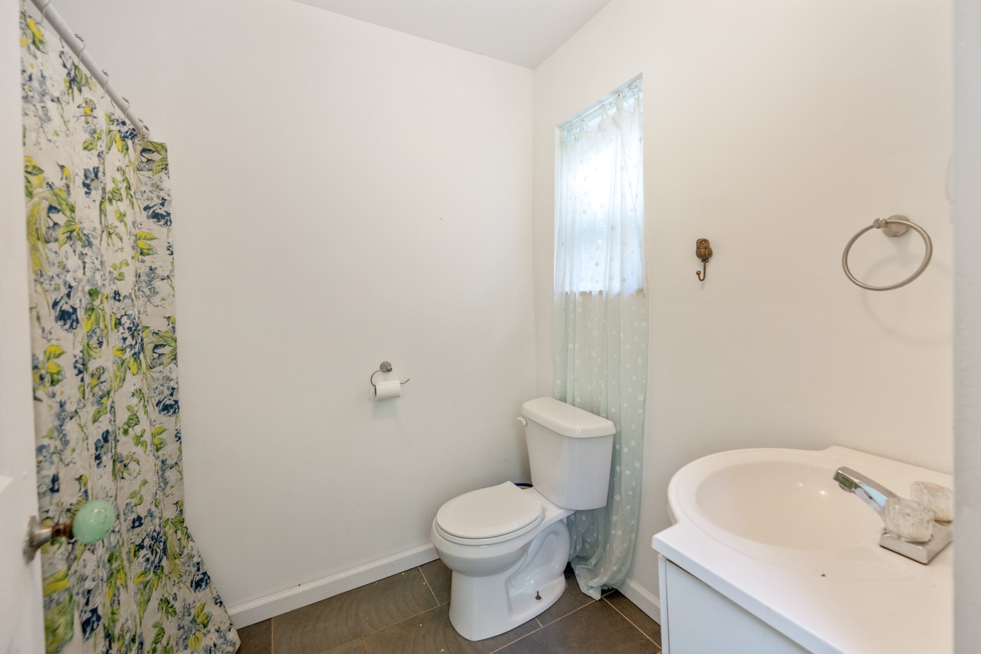1035 Beacon Road Parsons TN 38363