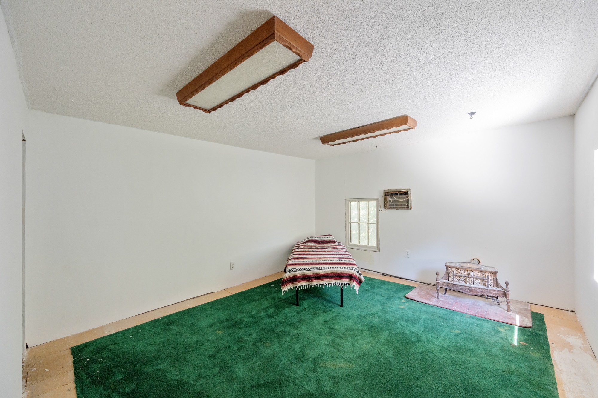 1035 Beacon Road Parsons TN 38363