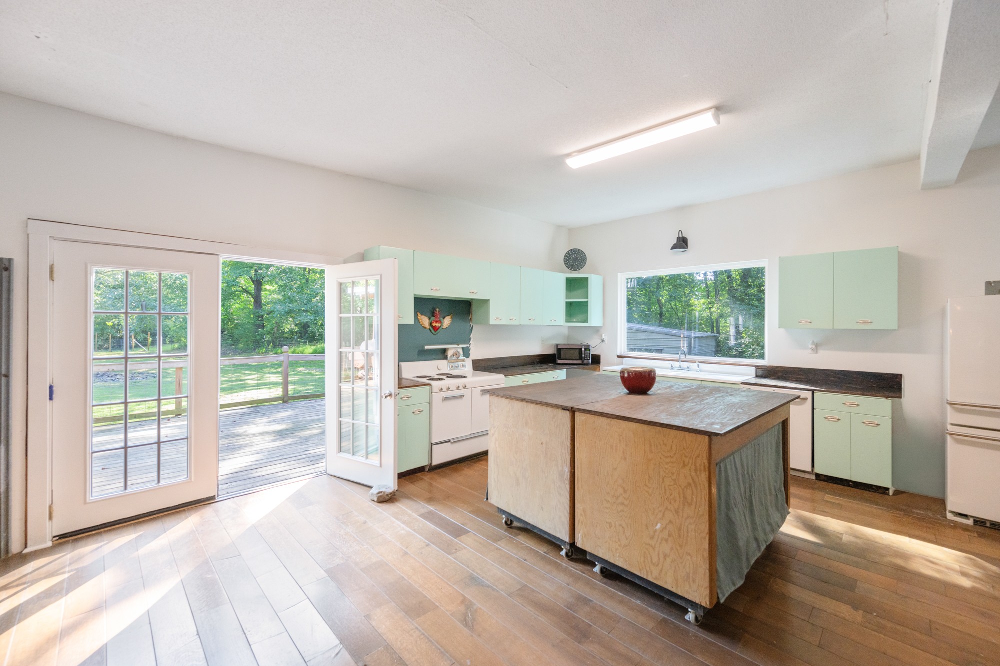 1035 Beacon Road Parsons TN 38363
