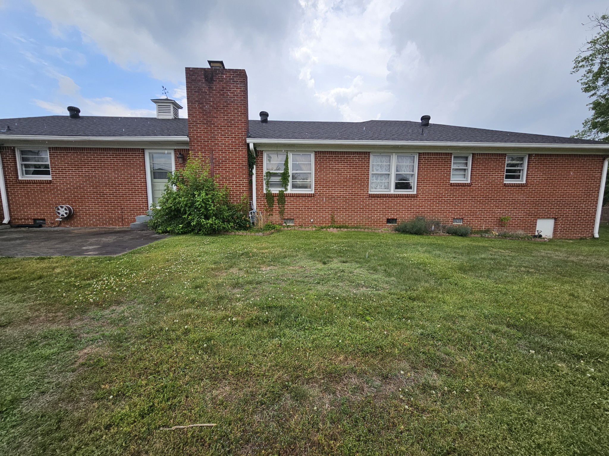 35204 Nashville Highway Alexandria TN 37012