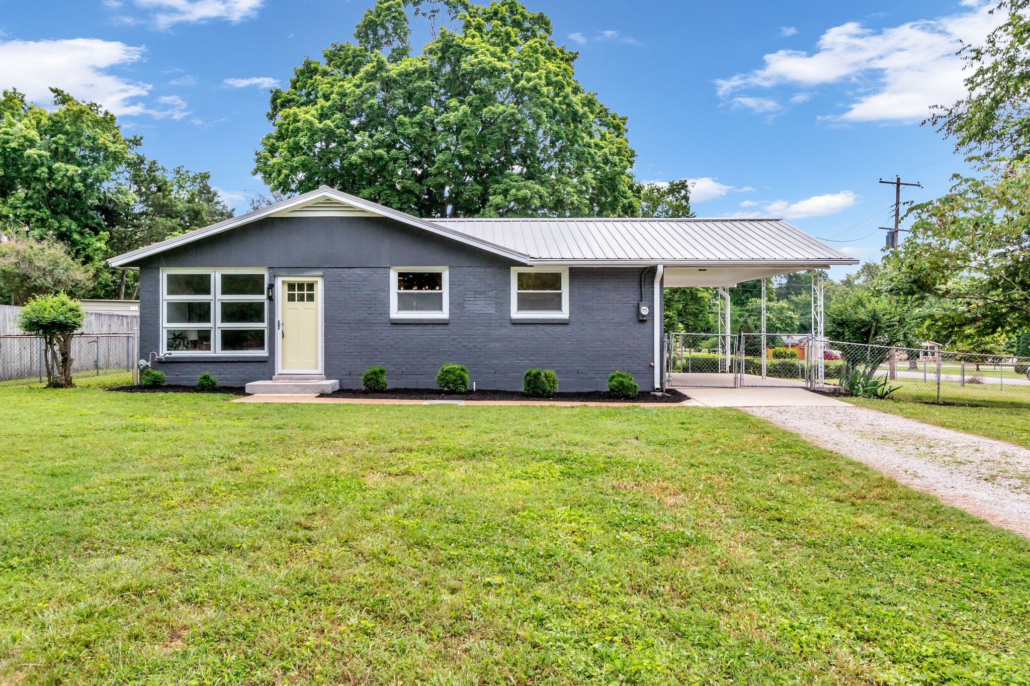 2002 Battleground Drive Murfreesboro TN 37129
