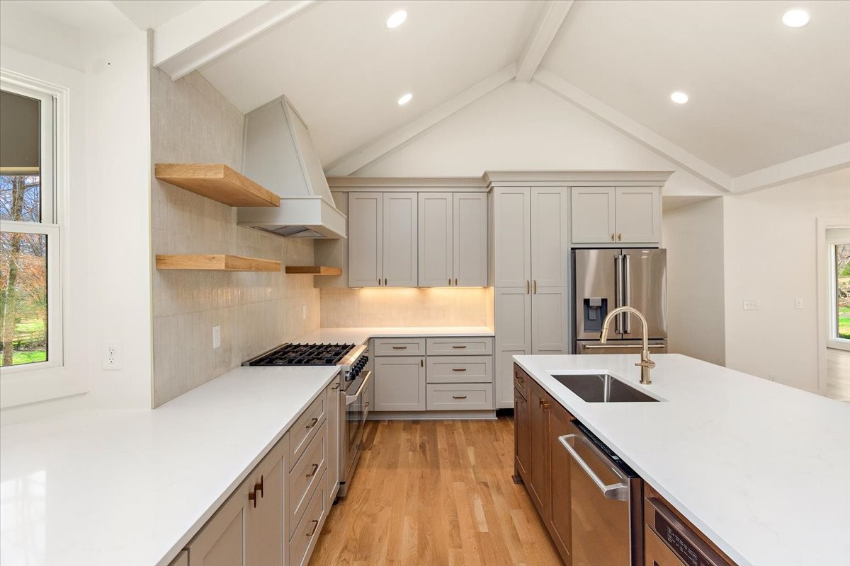 1409 Sneed Road, W Franklin TN 37069