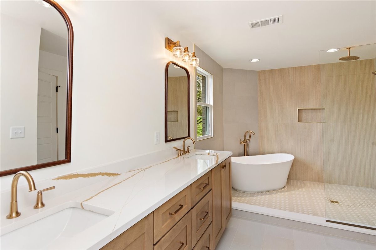1409 Sneed Road, W Franklin TN 37069