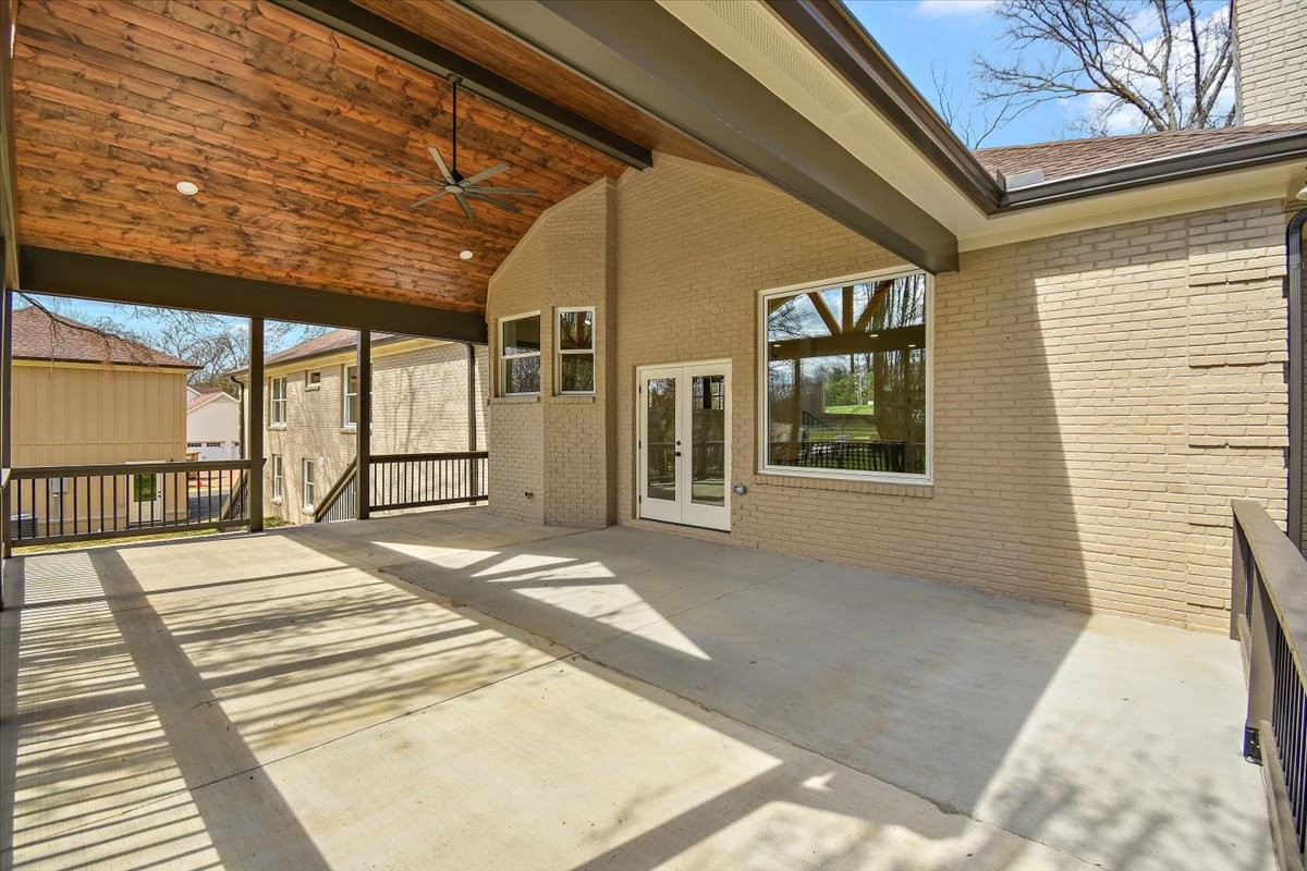 1409 Sneed Road, W Franklin TN 37069