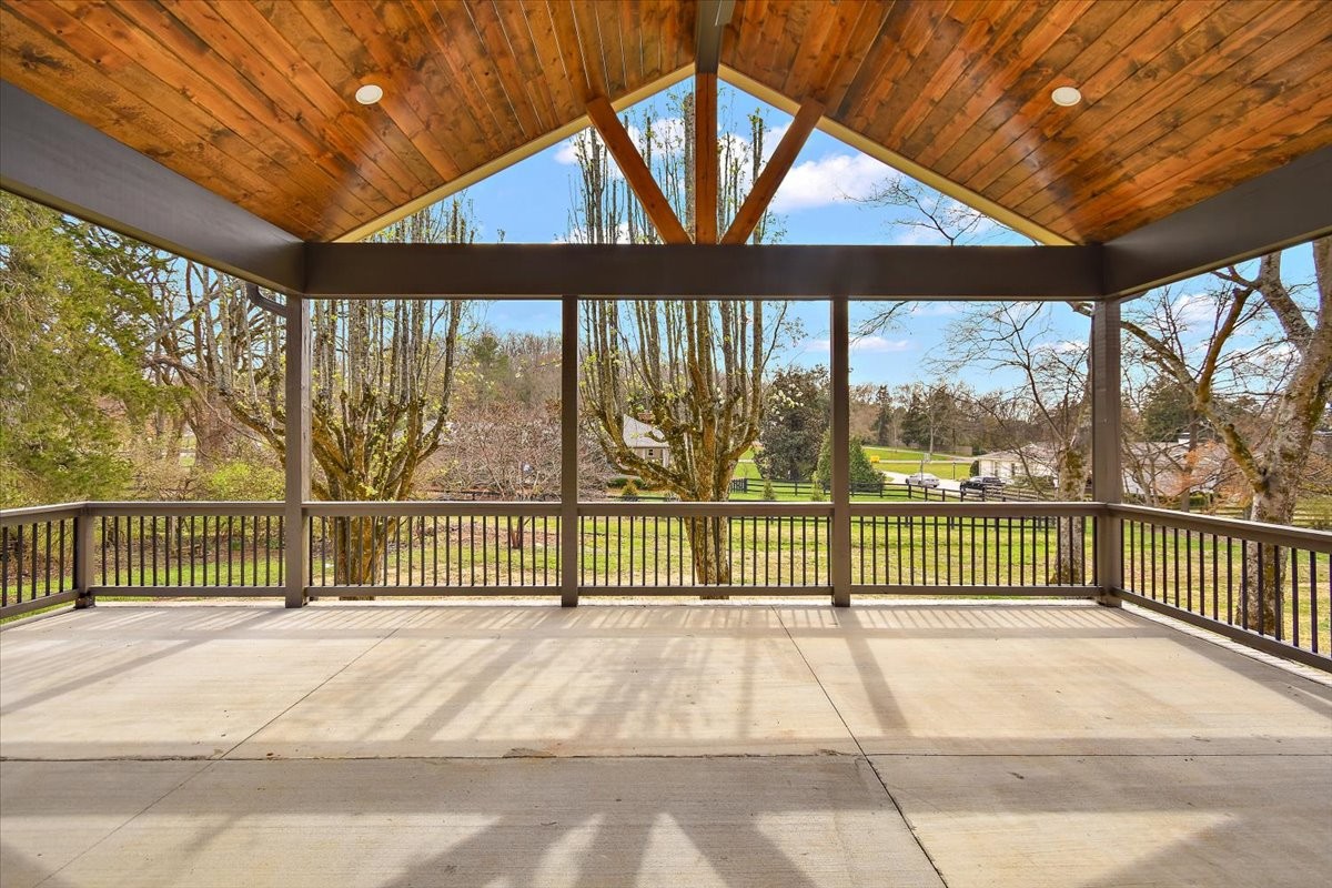 1409 Sneed Road, W Franklin TN 37069