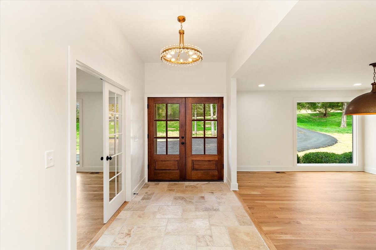 1409 Sneed Road, W Franklin TN 37069