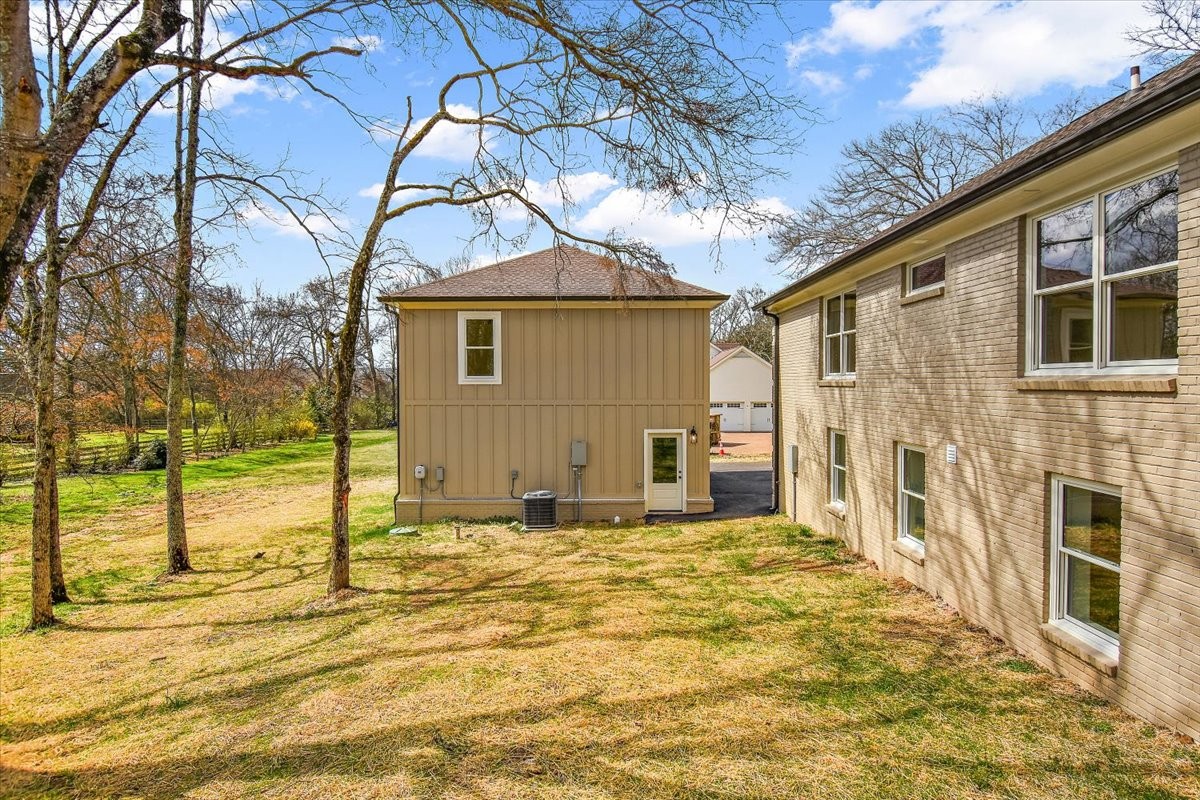 1409 Sneed Road, W Franklin TN 37069