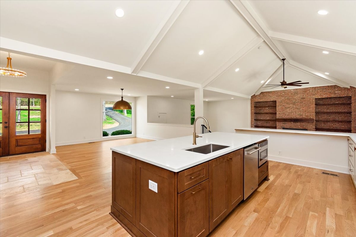 1409 Sneed Road, W Franklin TN 37069