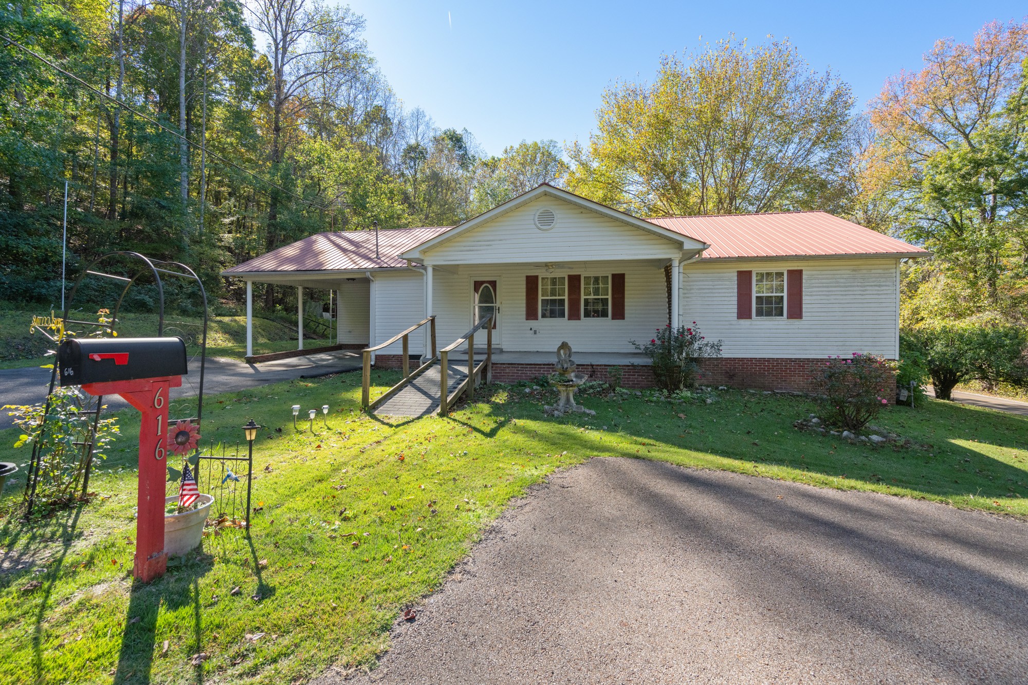 616 Old Sh 69 Sugar Tree TN 38380
