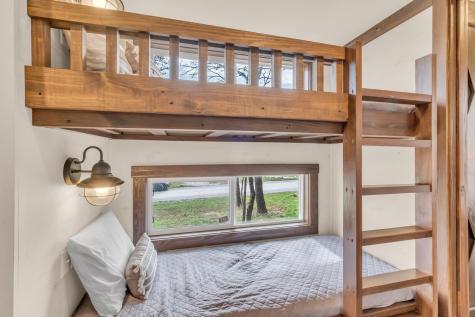 740 Waters Edge Way Tracy City TN 37387