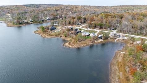 740 Waters Edge Way Tracy City TN 37387