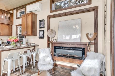 740 Waters Edge Way Tracy City TN 37387