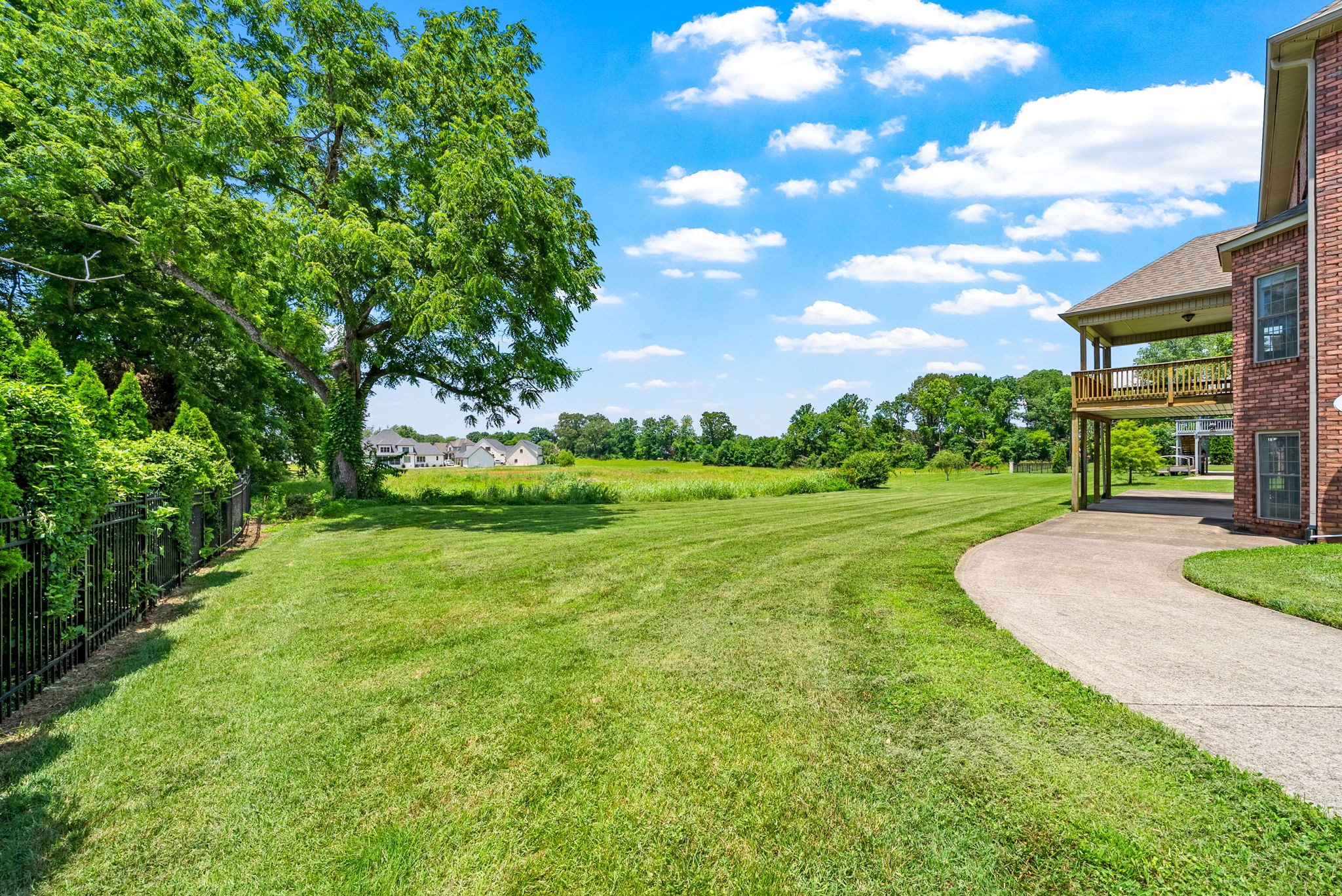 306 Gray Hawk Trail Clarksville TN 37043