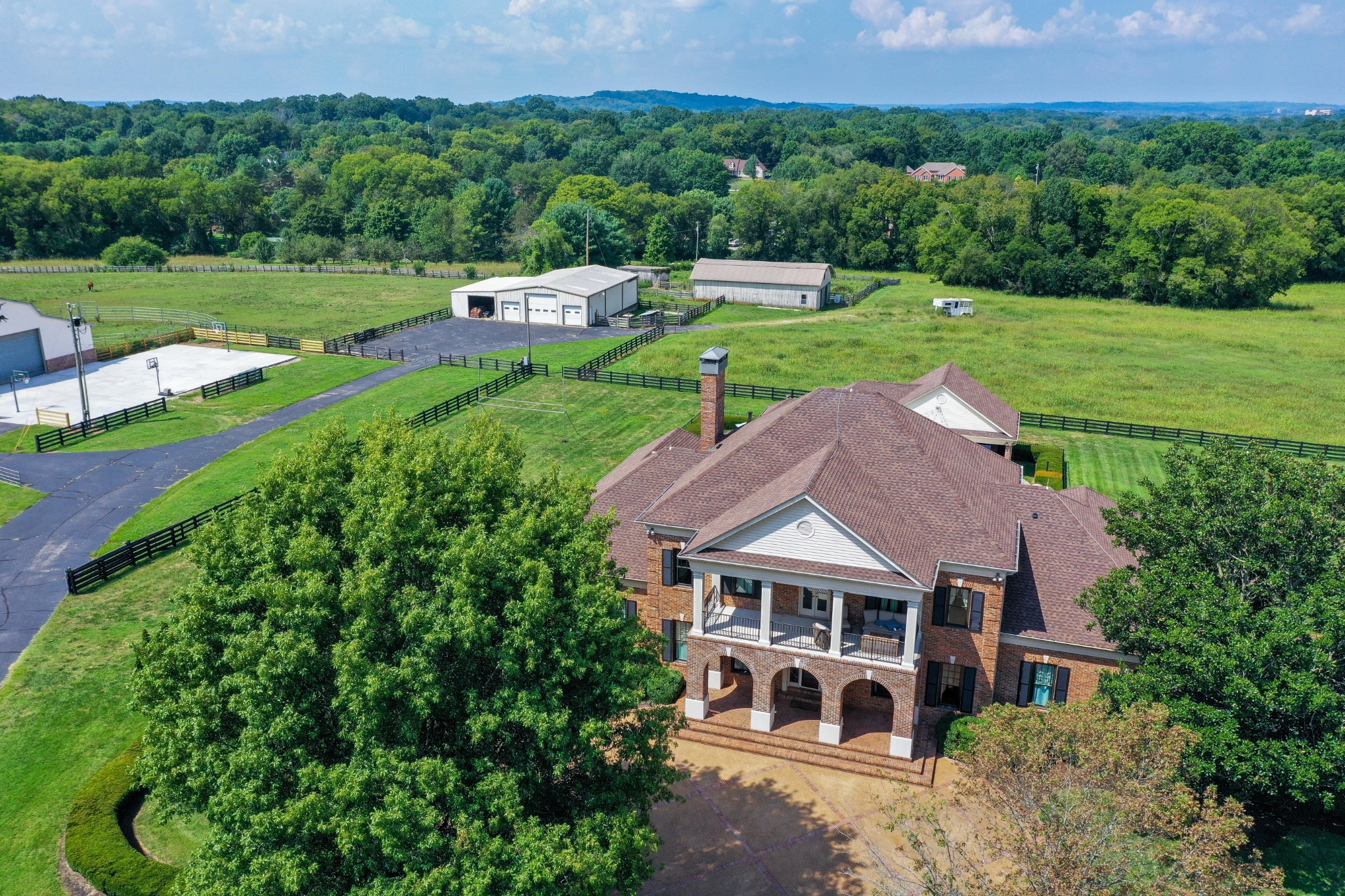 607 Sunnyside Lane Columbia TN 38401