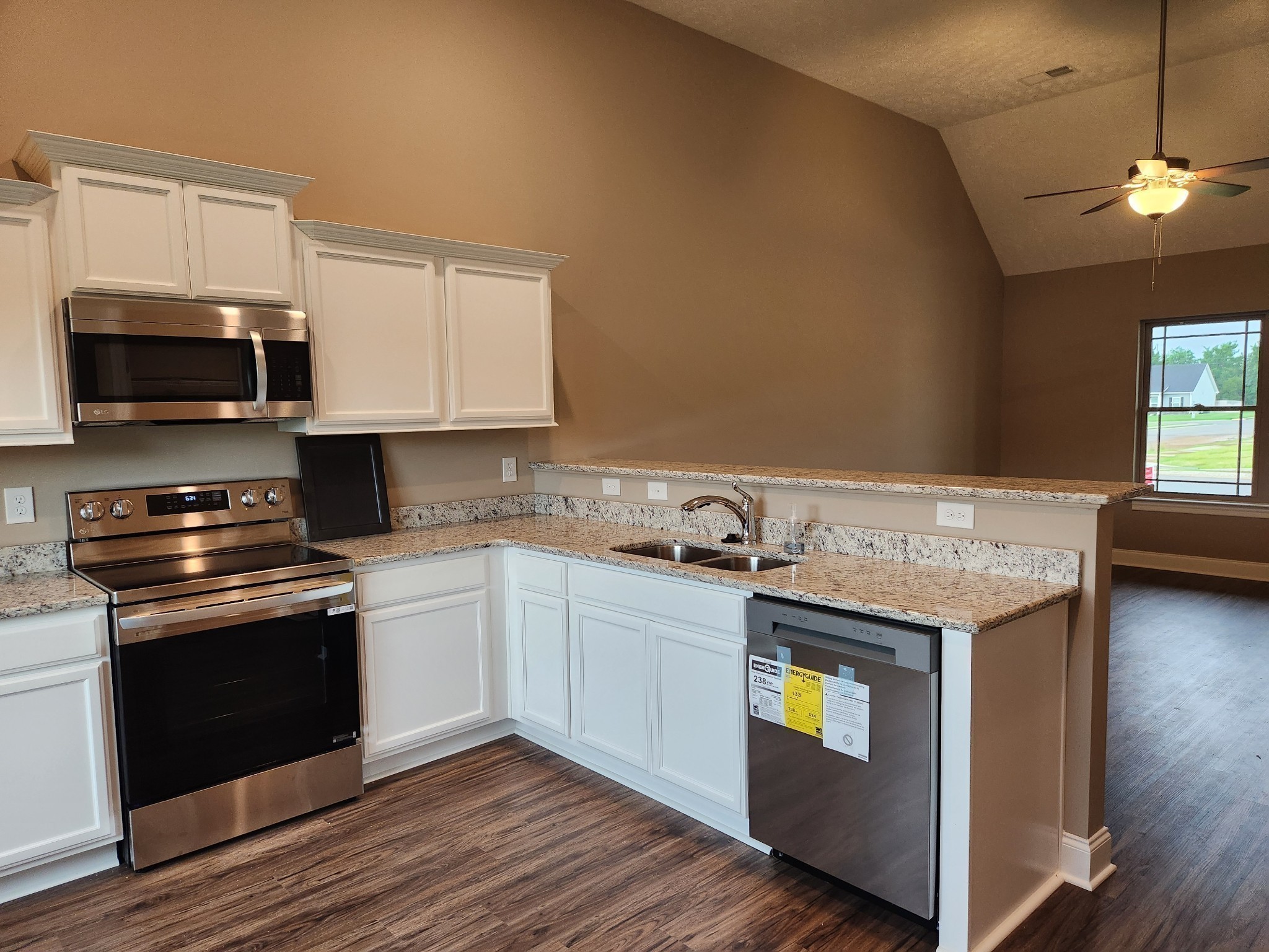 2902 Valley Farms Drive Christiana TN 37037