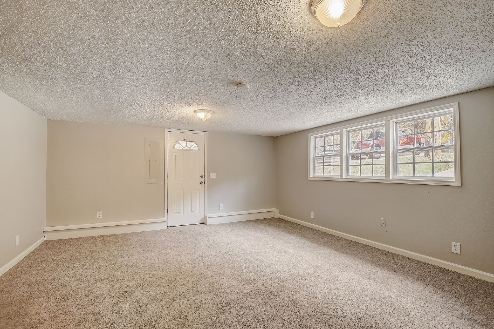 1008 Valley Lane White House TN 37188