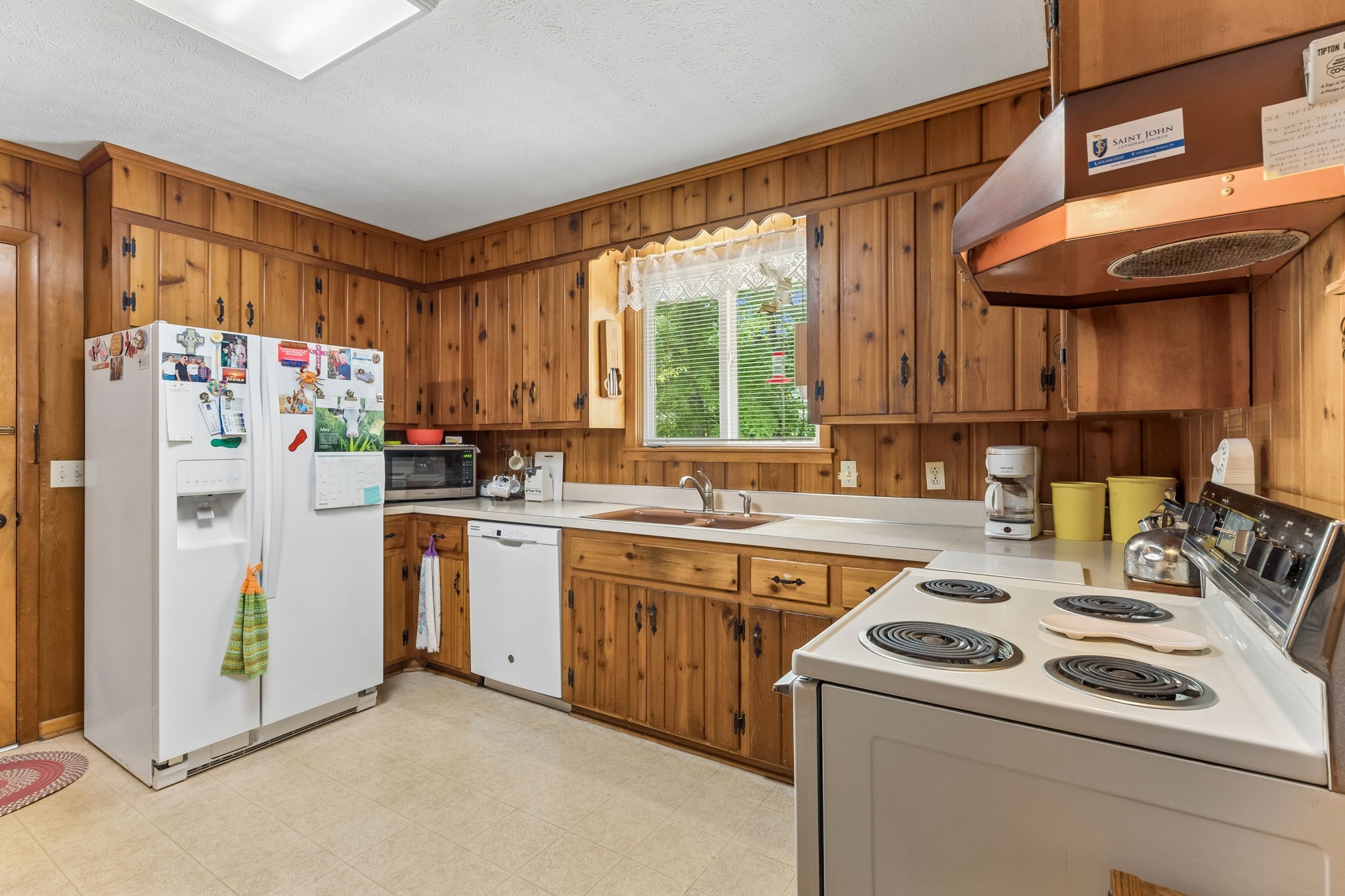 1018 Woodmont Drive Dickson TN 37055