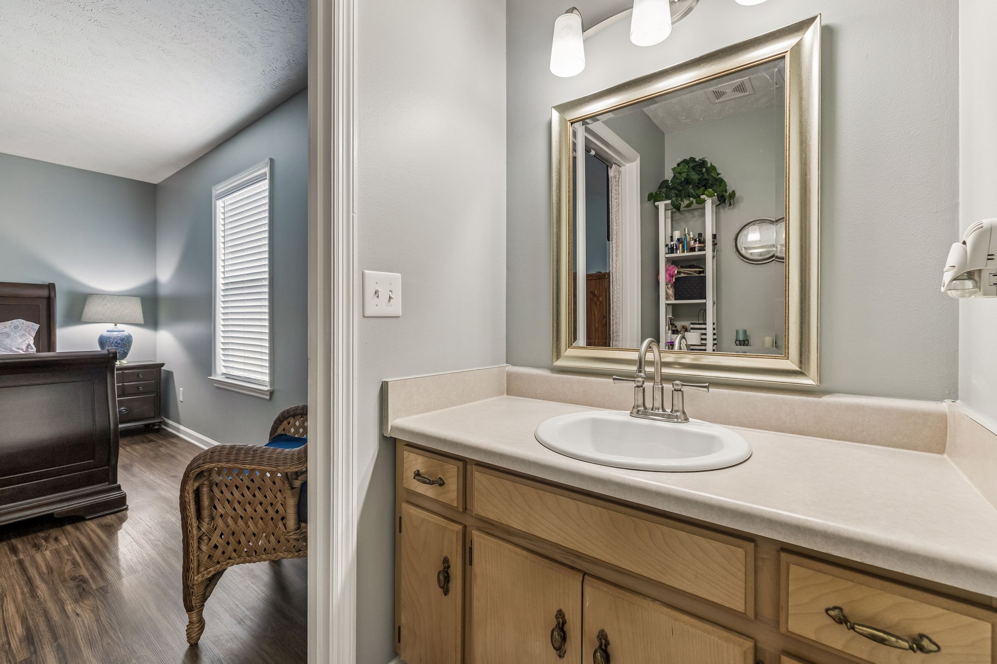 402 Jonesboro Court La Vergne TN 37086