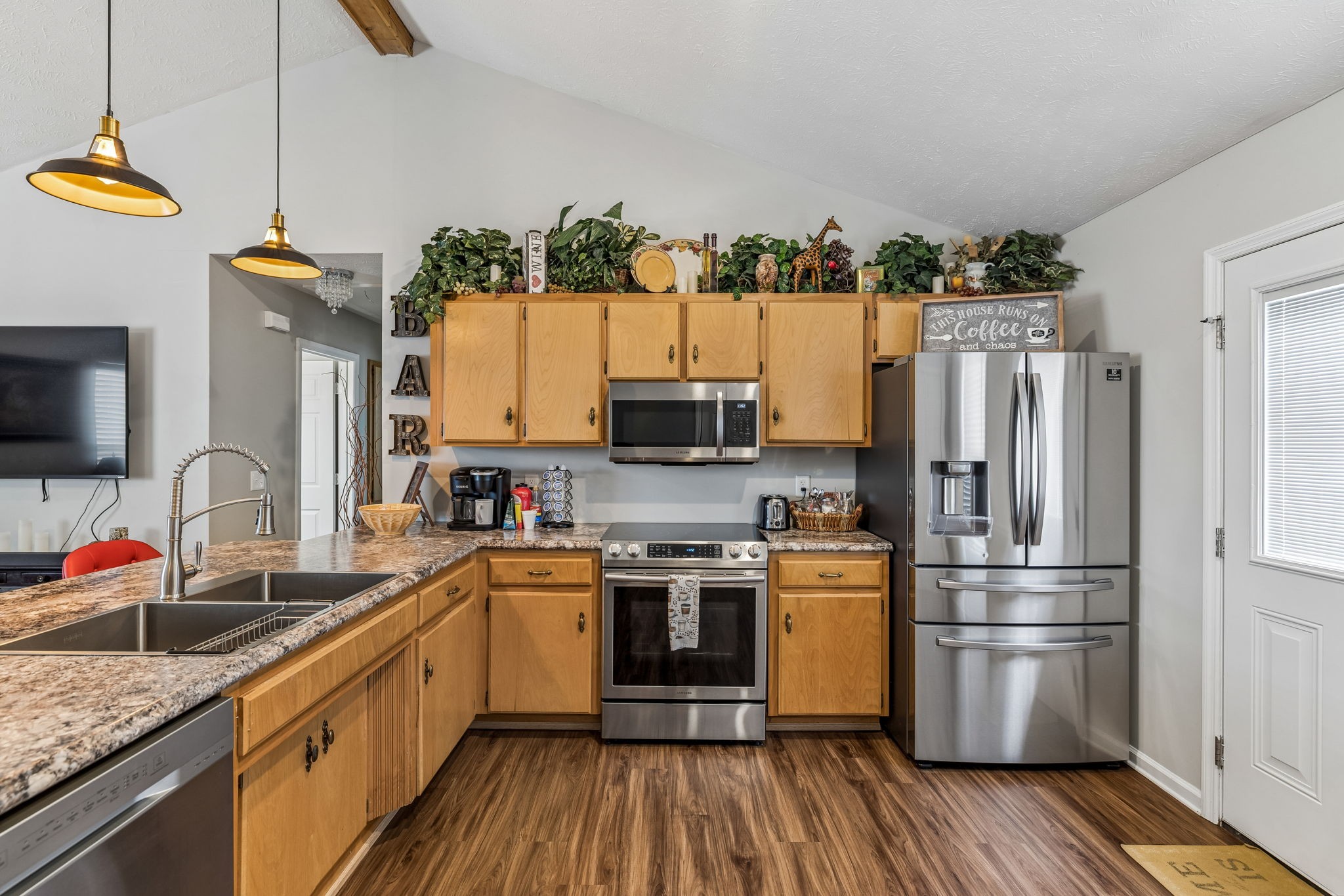402 Jonesboro Court La Vergne TN 37086