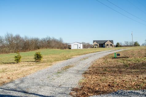 1017 Kennedy Lane Cottontown TN 37048