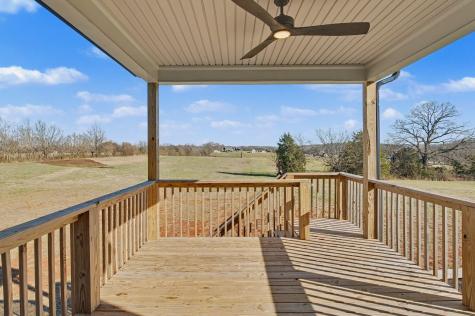 1017 Kennedy Lane Cottontown TN 37048